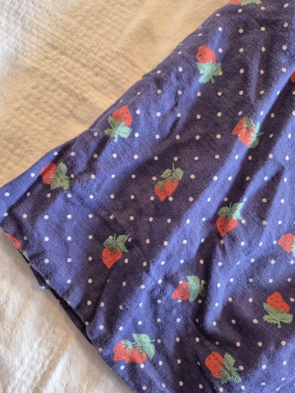 Mini Boden girls size 11-12 yrs blue dress with strawberry print red belt VVGUC - Picture 4 of 8